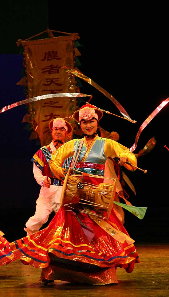 国家级非物质文化遗产名录第127号:朝鲜族农乐舞